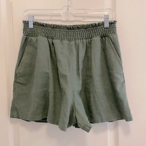 Universal Thread high-waist pull-on shorts, sz M